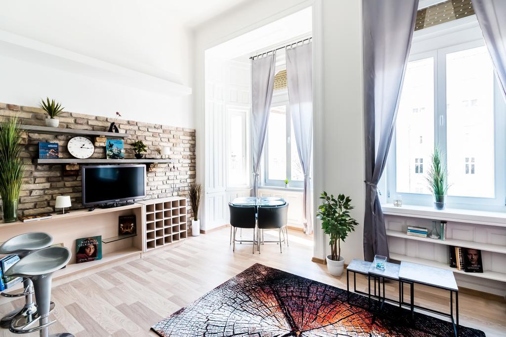 Dream Apartment *